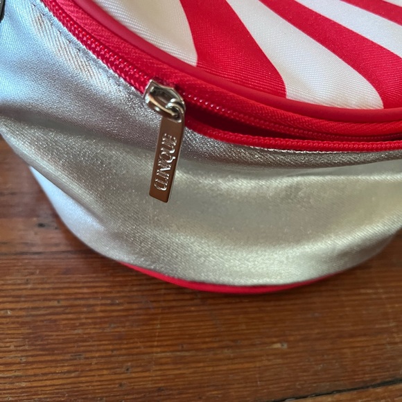 SOLD! Clinique Round Red & White Peppermint Candy Bag - Picture 4 of 4